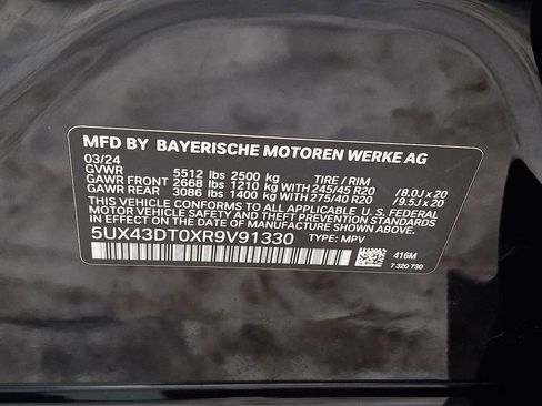 Certified 2024 BMW X4 M40i w/ Premium Package image 26