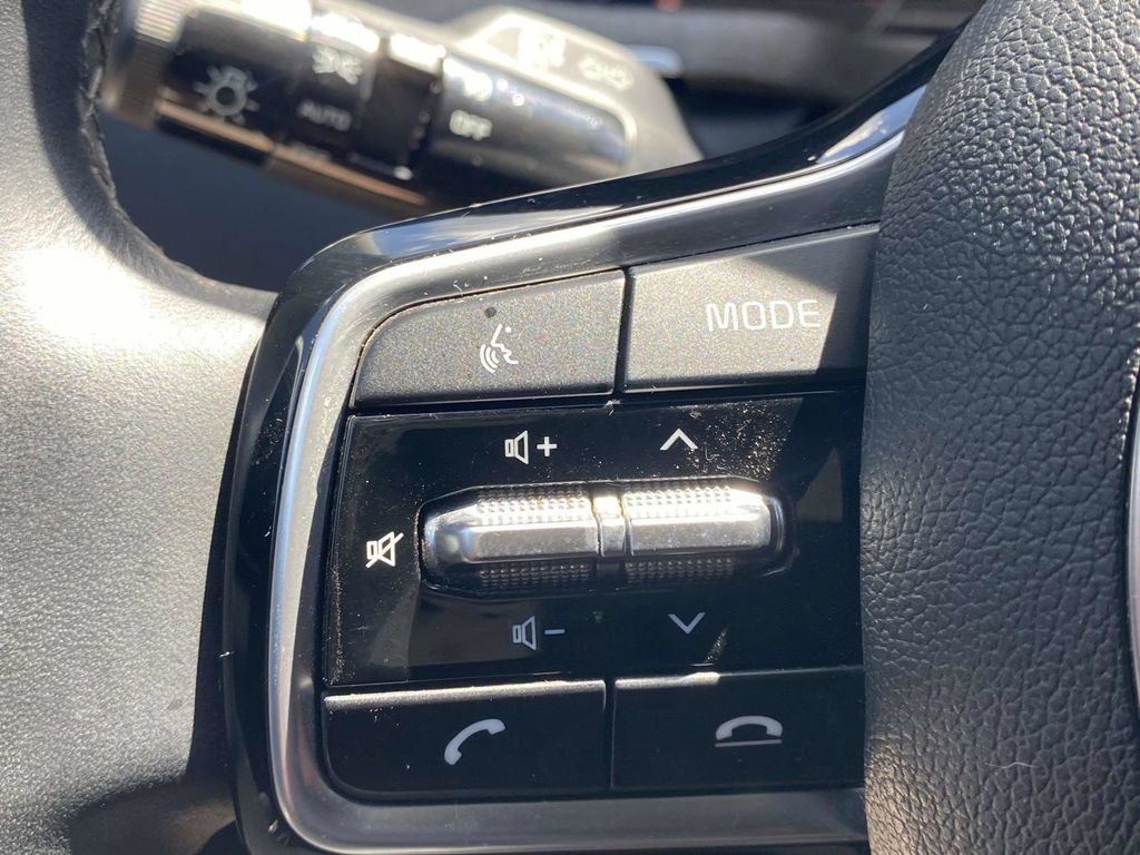 Used 2023 Kia Sorento EX FWD image 30
