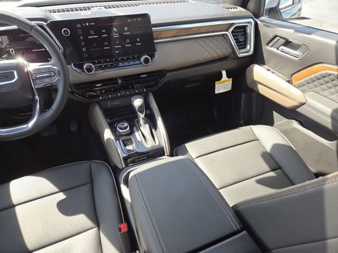 New 2026 GMC Canyon Denali image 35