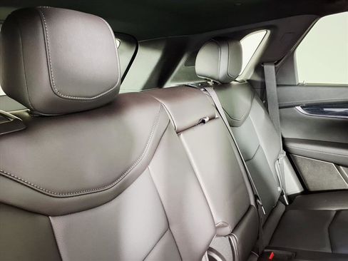 Certified 2025 Cadillac XT5 Premium Luxury image 12