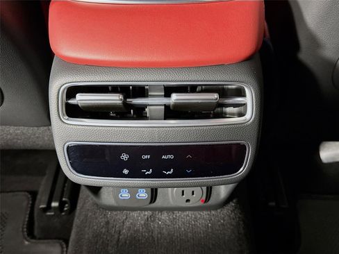 New 2026 Genesis GV70 2.5T Sport Prestige AWD/4WD image 27