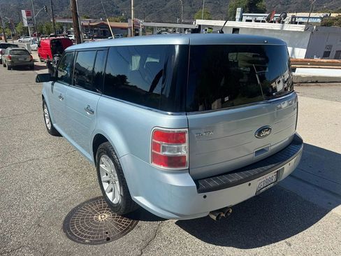 Used 2009 Ford Flex SEL image 4