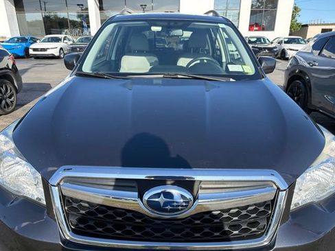 Used 2016 Subaru Forester 2.5i Limited AWD/4WD image 2