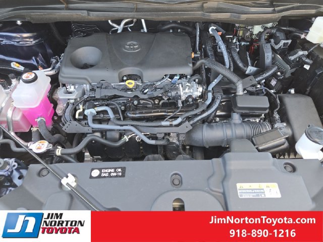 Used 2026 Toyota Sienna XLE FWD image 33