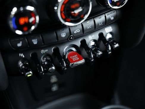 Used 2023 MINI Cooper S image 37