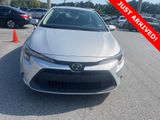 Used 2022 Toyota Corolla LE image 2