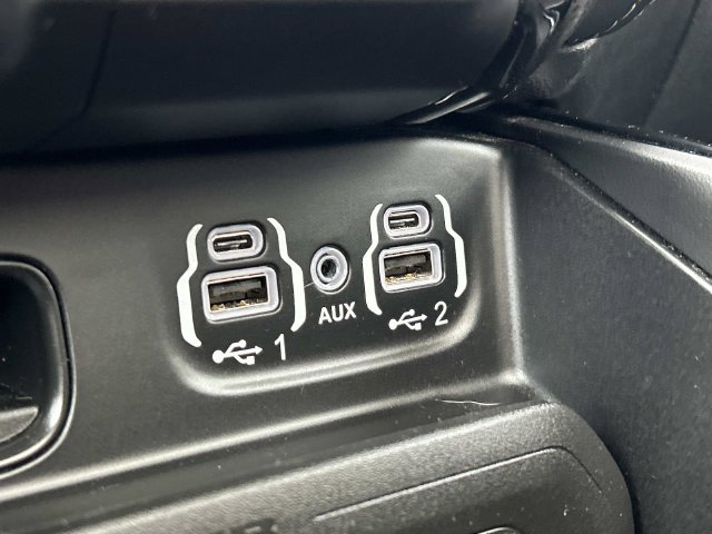 Used 2023 RAM 1500 Limited AWD/4WD image 27