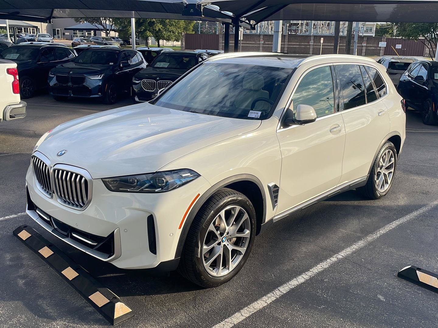 Used 2025 BMW X5 sDrive40i RWD image 1