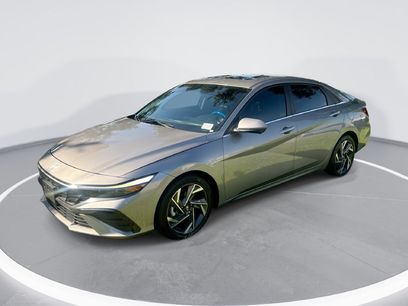 Used 2024 Hyundai Elantra Limited