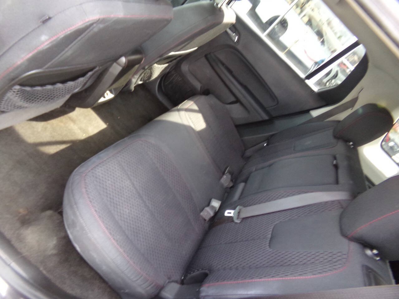 Used 2015 GMC Terrain SLE FWD image 14