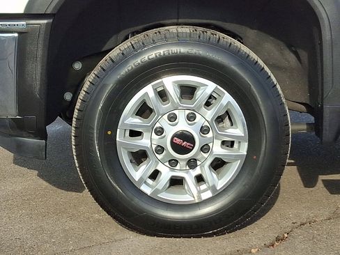 Used 2024 GMC Sierra 2500 Pro image 8