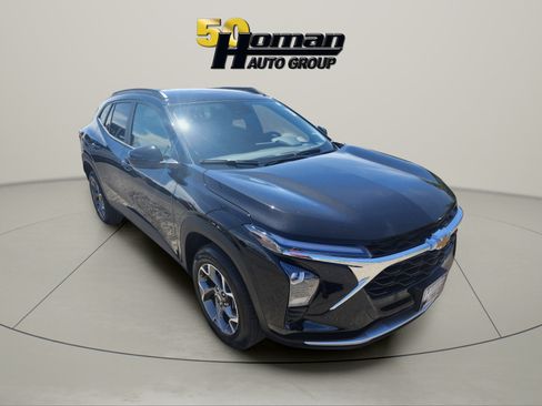 Used 2024 Chevrolet Trax LT w/ Driver Confidence Package FWD image 7