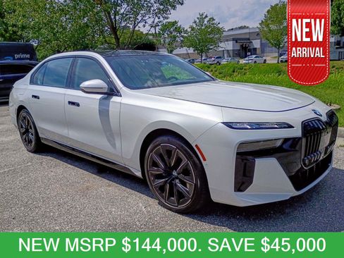 Used 2025 BMW 760i xDrive w/ Executive Package AWD/4WD image 1