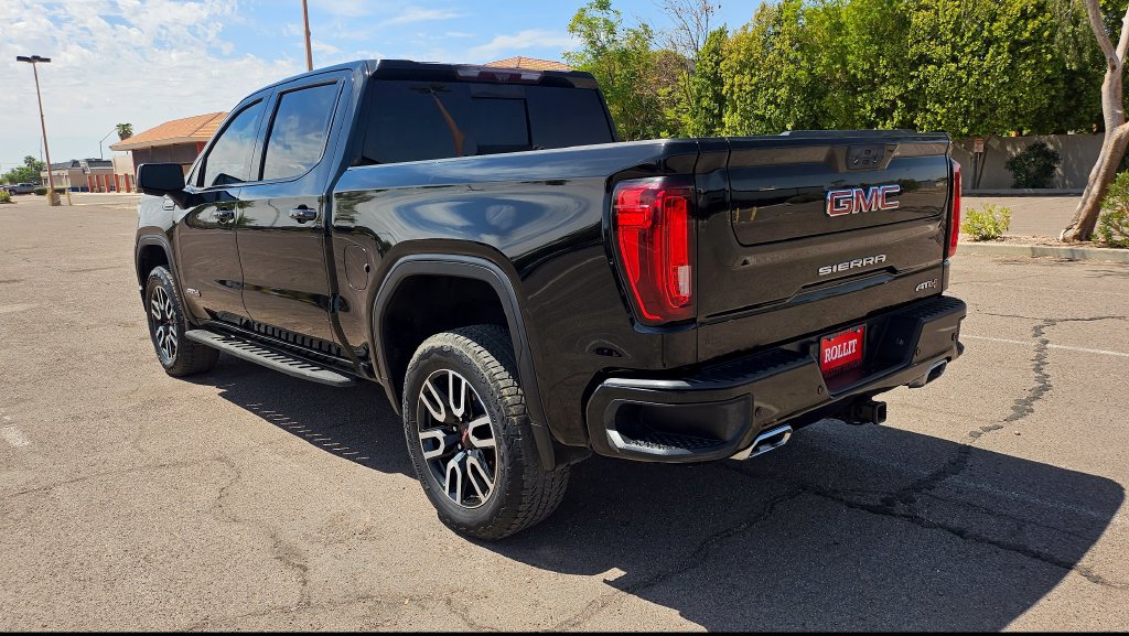Used 2021 GMC Sierra 1500 AT4 w/ AT4 Premium Package AWD/4WD image 8