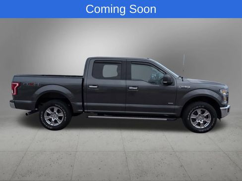 Used 2015 Ford F150 XLT w/ Equipment Group 302A Luxury image 7