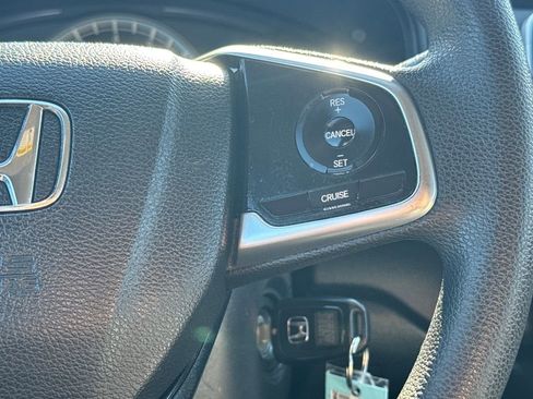 Used 2017 Honda CR-V LX image 19