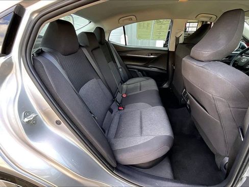 Used 2025 Toyota Camry LE FWD image 27