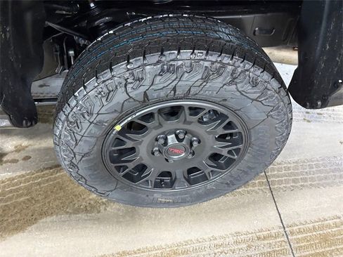 New 2026 Toyota Tacoma SR5 image 17