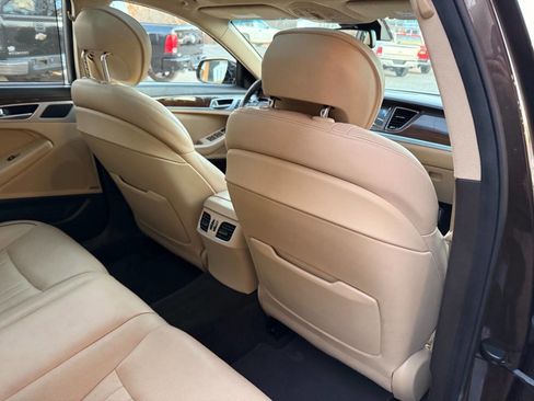 Used 2015 Hyundai Genesis 3.8 w/ Option Group 03 image 26