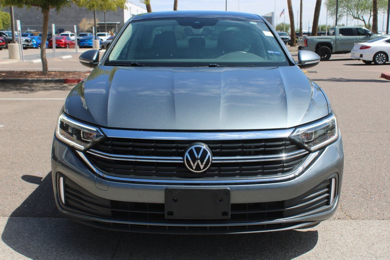 Used 2022 Volkswagen Jetta SEL FWD image 5