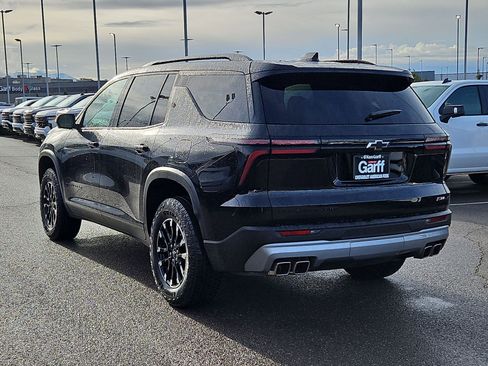 Used 2025 Chevrolet Traverse Z71 w/ Driver Confidence Package image 5