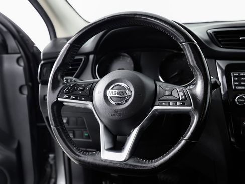 Used 2017 Nissan Rogue Sport SL w/ SL Premium Package image 21