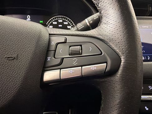 Used 2023 Cadillac XT4 Sport FWD image 25