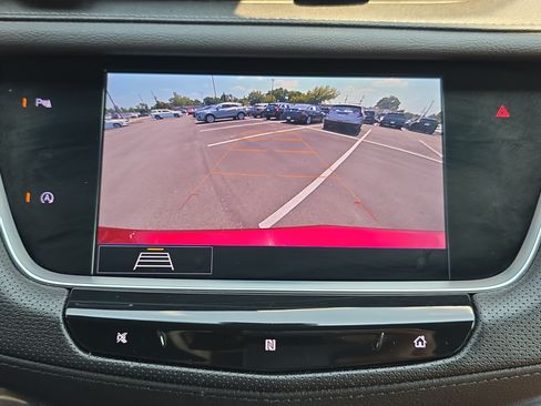Used 2020 Cadillac XT5 Premium Luxury w/ LPO, Floor Liner Package AWD/4WD image 23