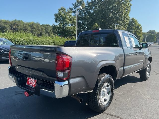 Used 2023 Toyota Tacoma SR5 RWD image 8