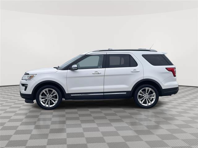 Certified 2019 Ford Explorer XLT w/ Equipment Group 202A FWD image 2