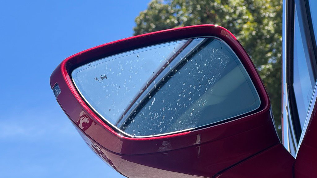 Used 2019 Buick Enclave Essence FWD image 19