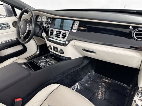 Certified 2016 Rolls-Royce Dawn image 28
