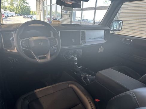 New 2025 Ford Bronco Outer Banks image 22