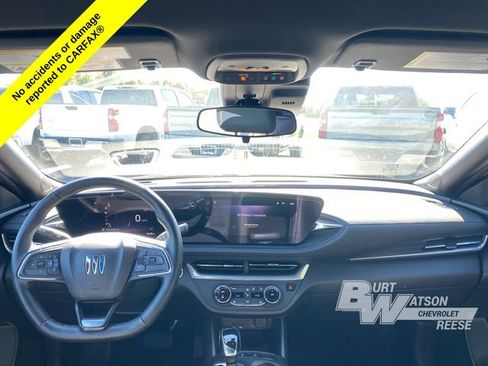 Used 2024 Buick Envista Preferred FWD image 22