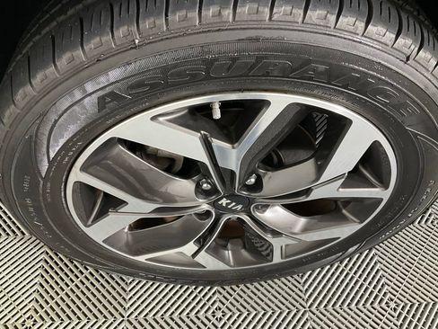 Used 2020 Kia Sportage EX image 10