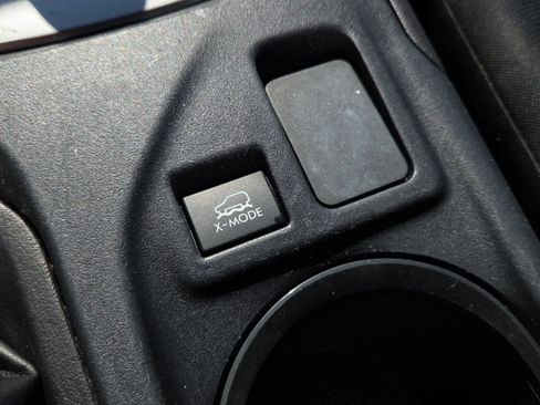 Used 2018 Subaru Crosstrek 2.0i image 26