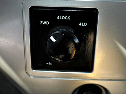 Used 2007 Dodge Ram 3500 Truck Laramie AWD/4WD image 23