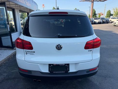 Used 2017 Volkswagen Tiguan S FWD image 23