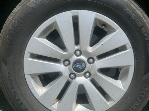 Used 2017 Subaru Outback 2.5i AWD/4WD image 14