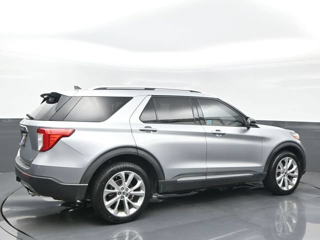 Used 2022 Ford Explorer Platinum w/ Equipment Group 601A AWD/4WD image 6