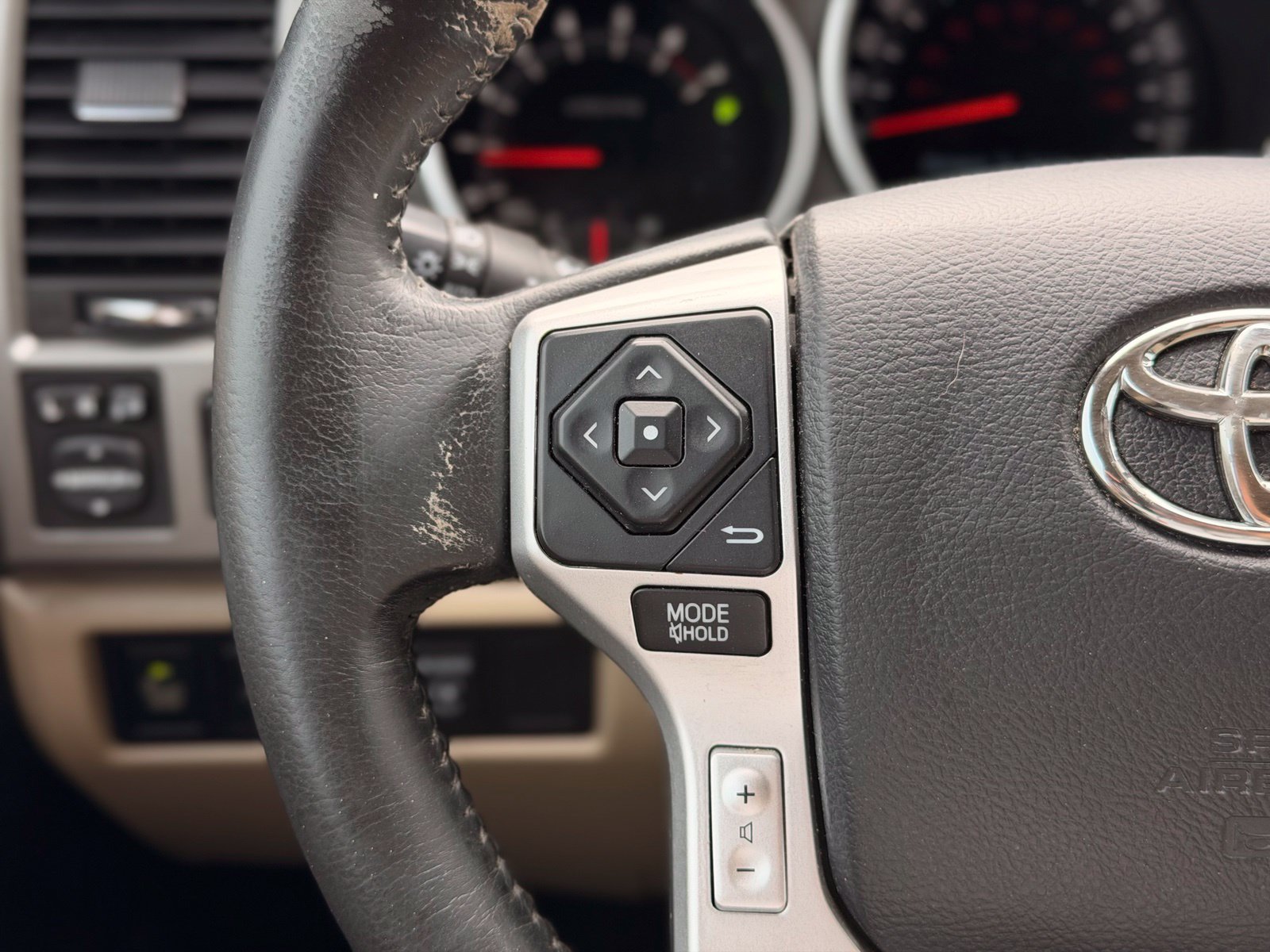 Used 2015 Toyota Sequoia Platinum RWD image 48