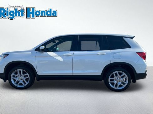 Used 2025 Honda Passport EX-L image 4