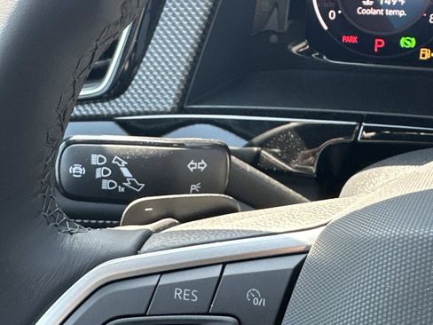 New 2026 Volkswagen Atlas Cross Sport SEL Premium R-Line image 25