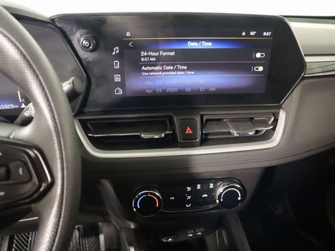 Used 2024 Chevrolet TrailBlazer LS w/ LS Convenience Package image 5