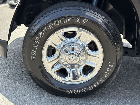Used 2022 RAM 2500 Tradesman AWD/4WD image 12