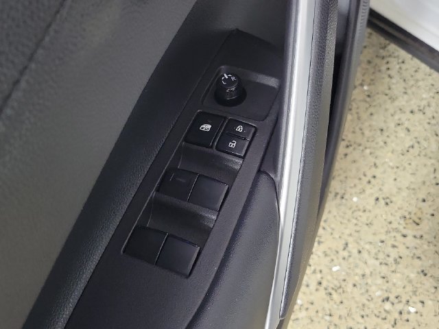 Used 2024 Toyota Corolla Cross AWD Hybrid image 22