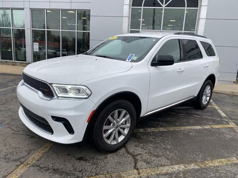 Used 2024 Dodge Durango SXT w/ Trailer Tow Group IV AWD/4WD image 1