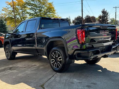 Used 2022 GMC Sierra 1500 AT4 w/ Technology Package image 5
