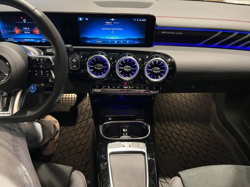 Used 2025 Mercedes-Benz CLA 35 AMG 4MATIC image 16