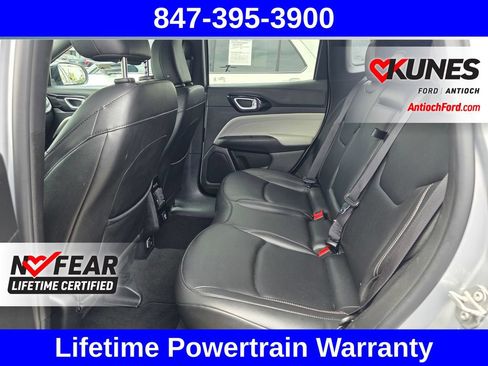 Used 2025 Jeep Compass Limited AWD/4WD image 30